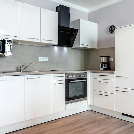 Deluxe-suite 2-01 Mit West-loggia Und Hundefreundlich * Lübeck