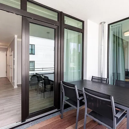 Deluxe-suite 2-01 Mit West-loggia Und Hundefreundlich Apartment Lübeck